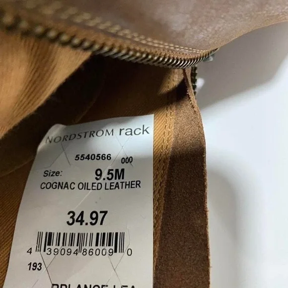 BP. brown leather ankle boots with side zipper women Size US 9.5. SKU690 - Picture 6 of 8